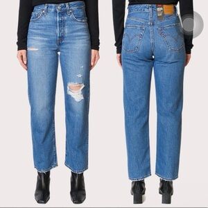 Levi’s Ribcage Straight Ankle Jeans